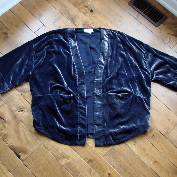 By Anthropologie Esme Blue Velvet Kimono Jacket Loose Fit Open Front Size Medium - Picture 5 of 11